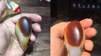 玉石电筒看籽料,探寻籽料生成的神秘面纱