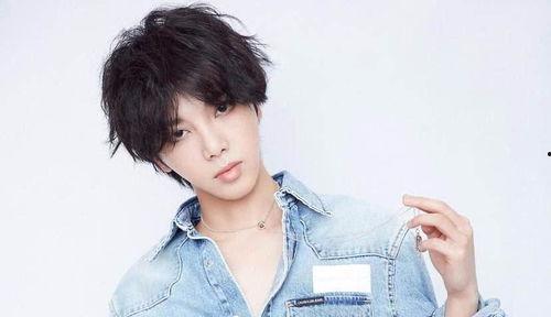娱乐圈的真实爆料华晨宇,娱乐圈背后的真实故事揭秘