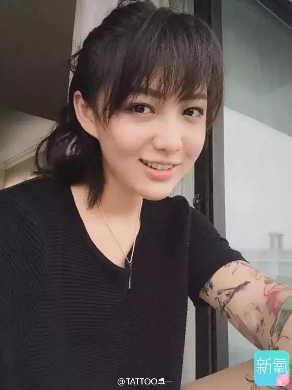 容儿网红,揭秘网络红人的崛起之路