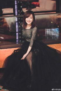 明星杂志拍摄视频,揭秘明星杂志拍摄幕后花絮